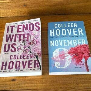 Bundle of 2 Colleen Hoover books. Like new condition.